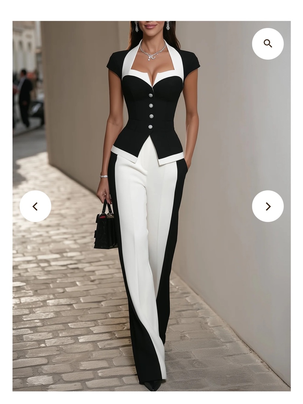 Chicnery two set M